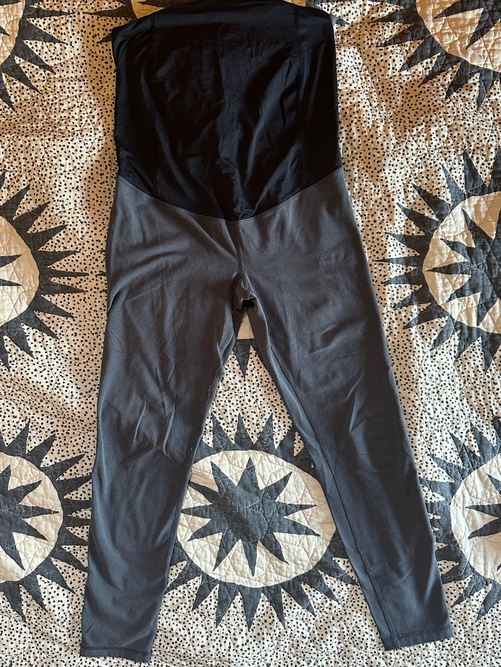 Isabel Maternity Gray Buttersoft Cropped Leggings